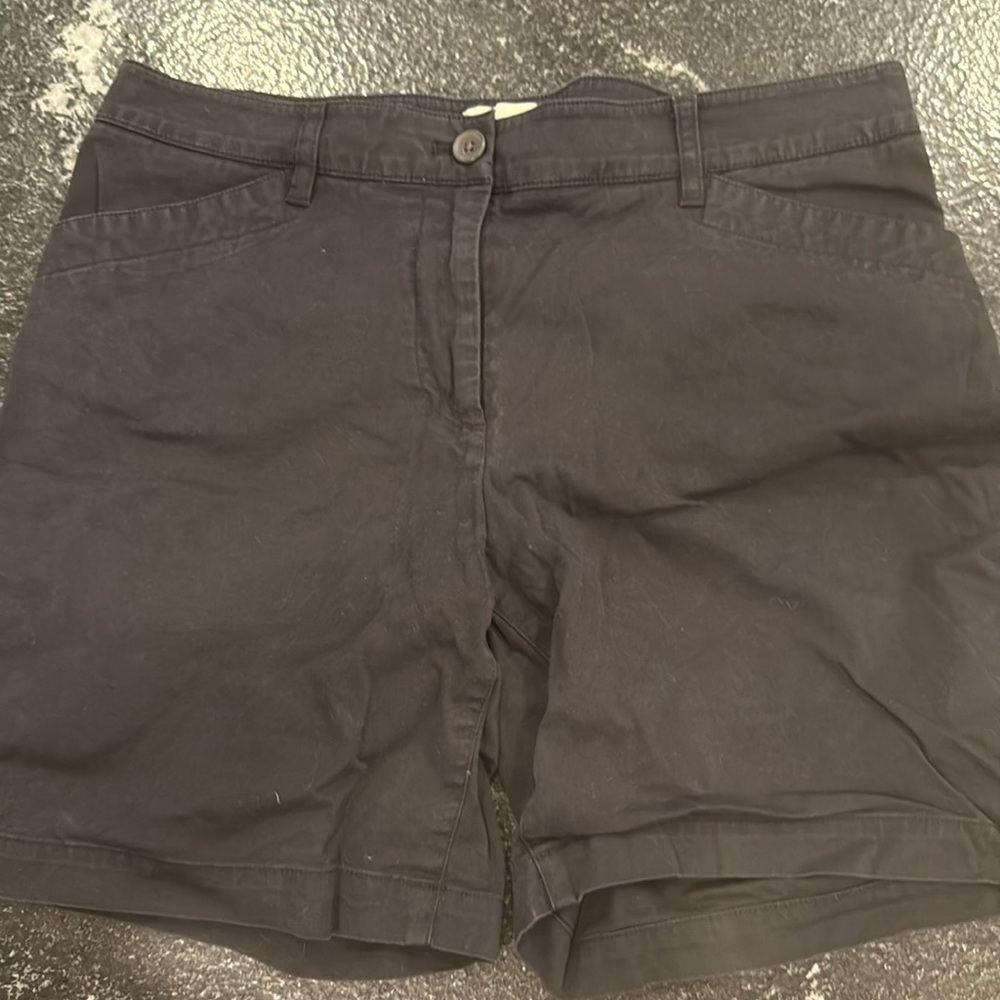 Ladies Talbots shorts